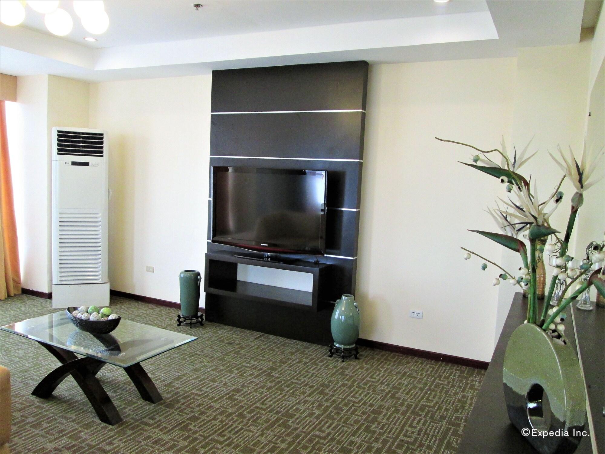 Marianne Suites Cagayan de Oro Exteriör bild