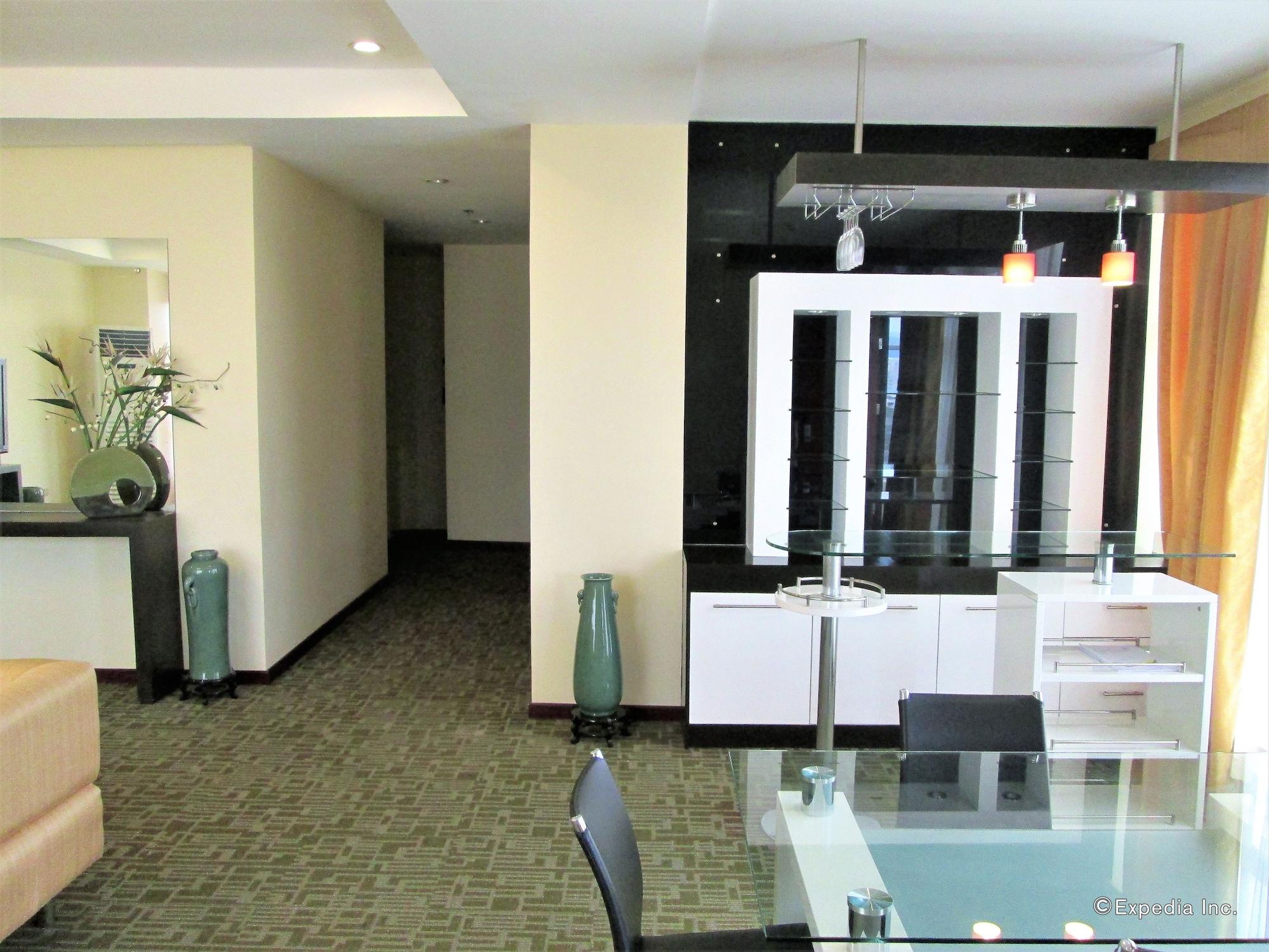 Marianne Suites Cagayan de Oro Exteriör bild