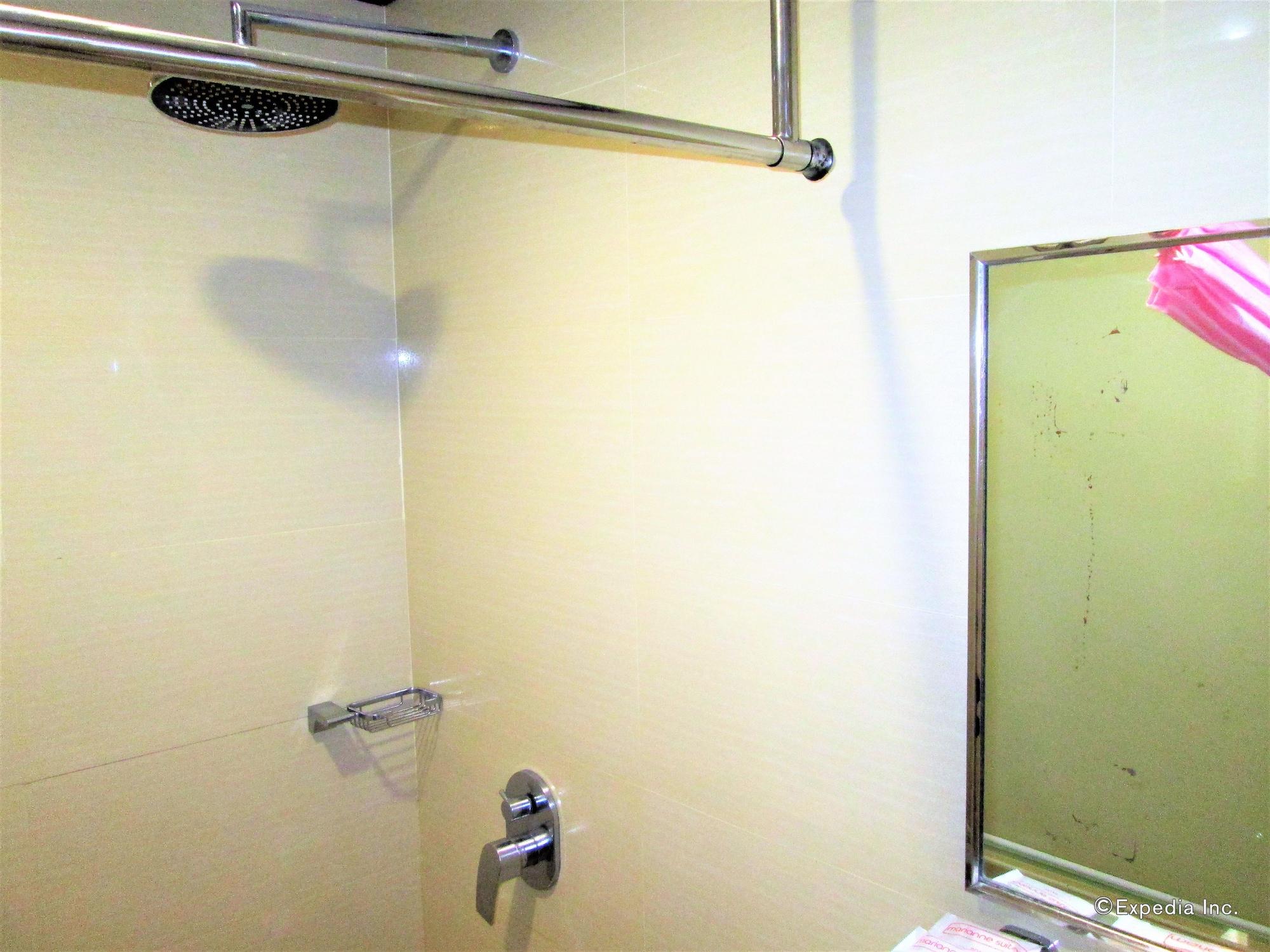Marianne Suites Cagayan de Oro Exteriör bild