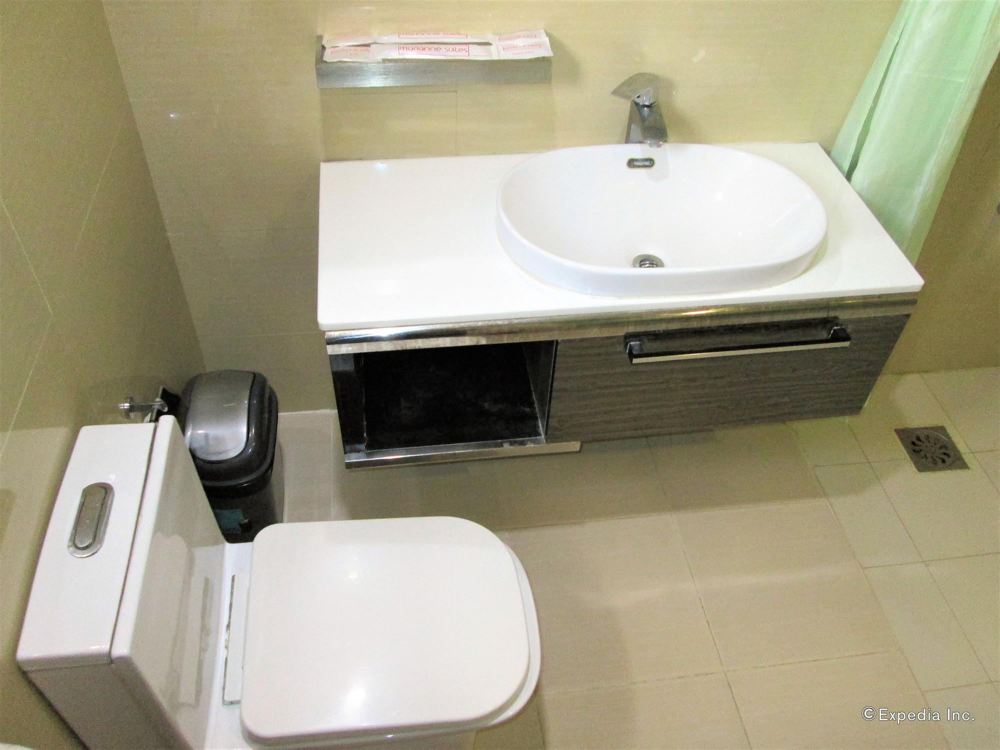 Marianne Suites Cagayan de Oro Exteriör bild