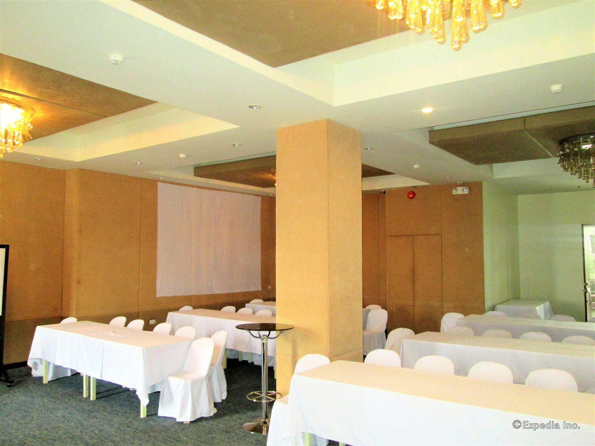 Marianne Suites Cagayan de Oro Exteriör bild